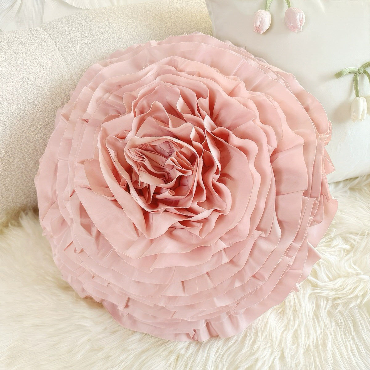 Francuska vintageowa poszewka na poduszkę z tulipanami i falbankami