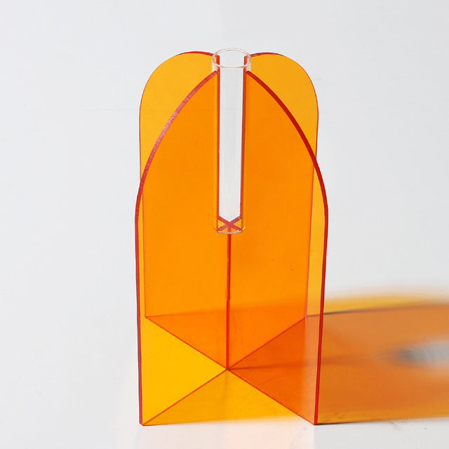 Wazon z akrylu w nowoczesnym stylu