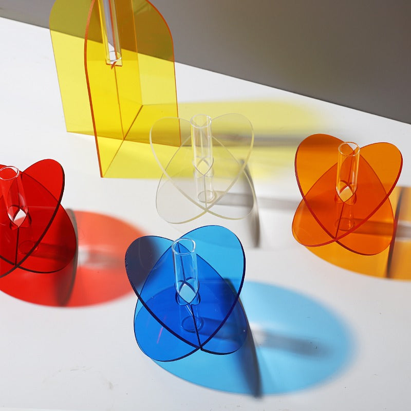 Wazon z akrylu w nowoczesnym stylu