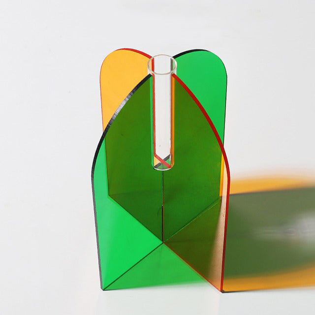 Wazon z akrylu w nowoczesnym stylu