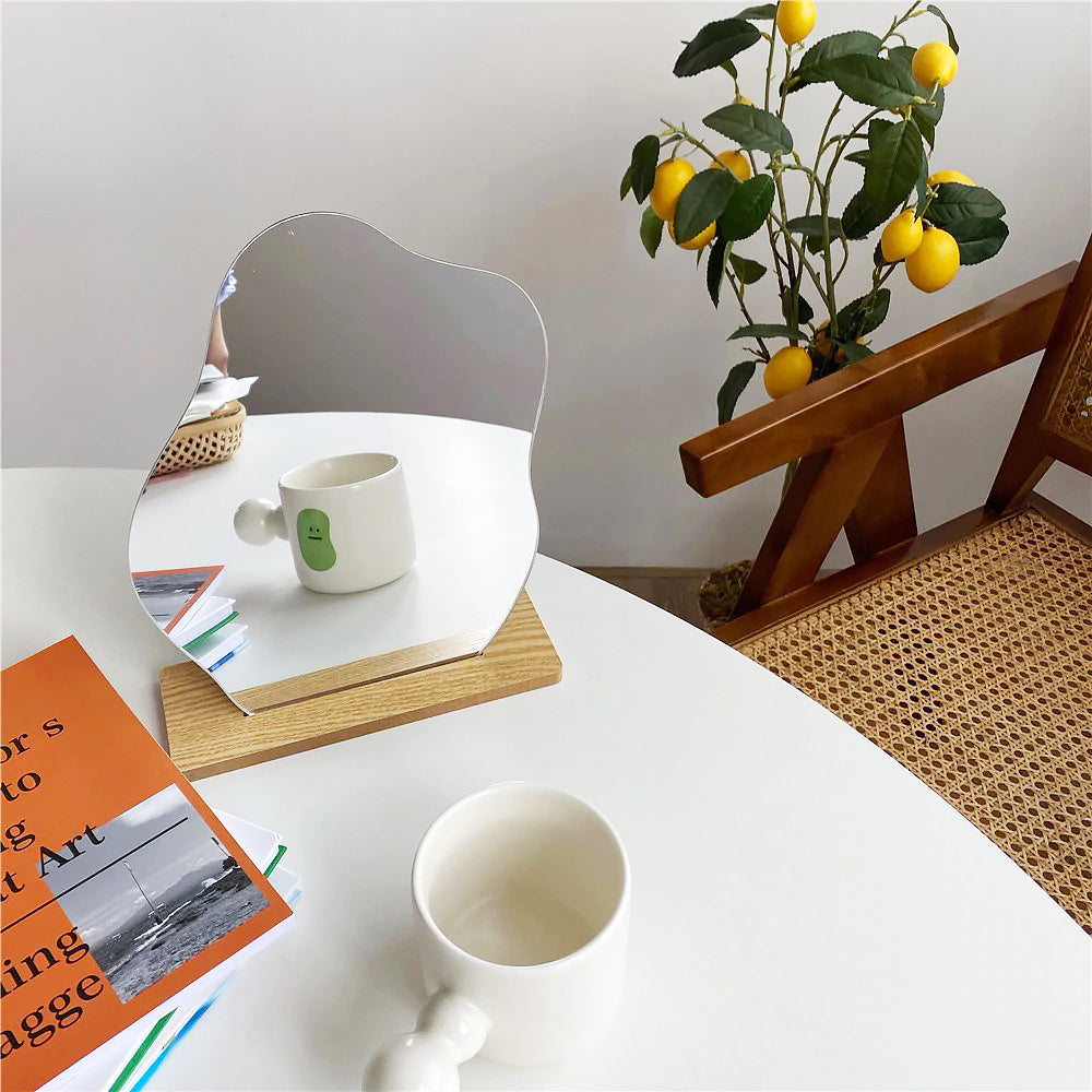 Niepełnosprawne lustro kałuży