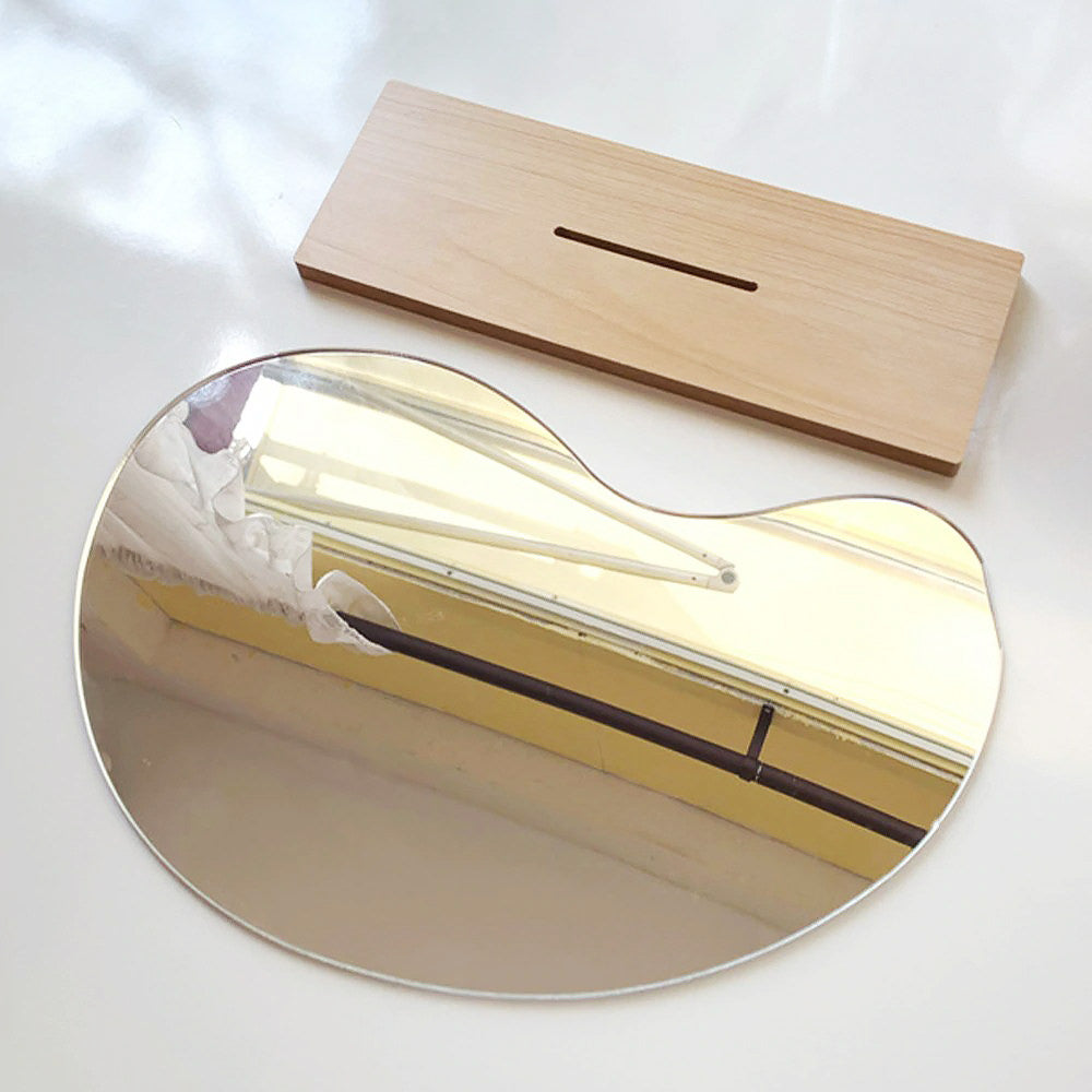 Niepełnosprawne lustro kałuży