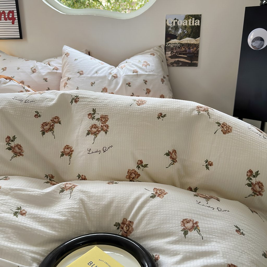 Zestaw pościeli z nadrukiem vintage róż na jesień