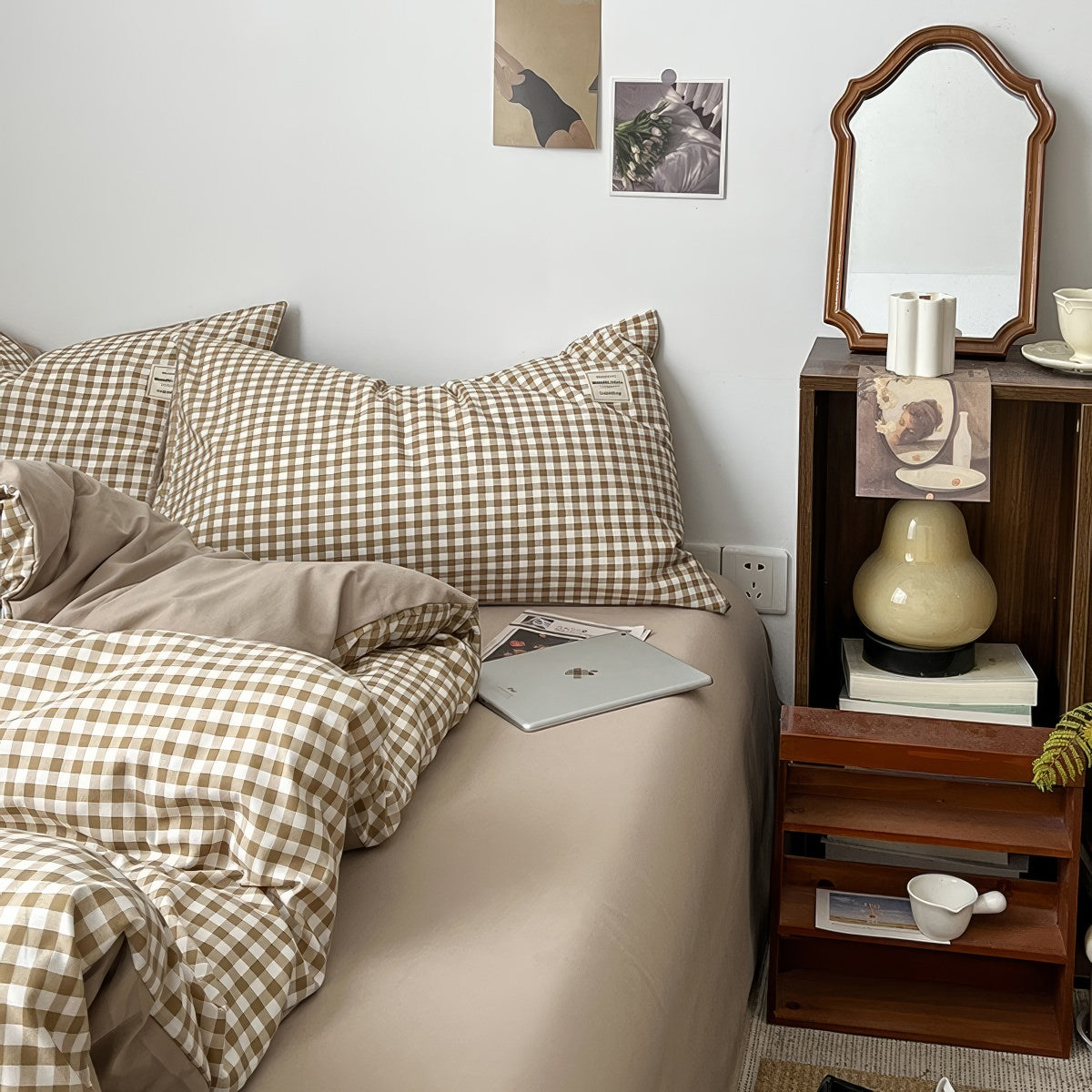 Zestaw pościeli w jasnobrązową kratę