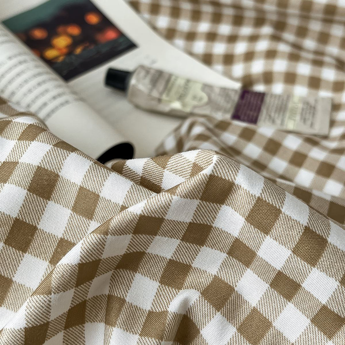 Zestaw pościeli w jasnobrązową kratę