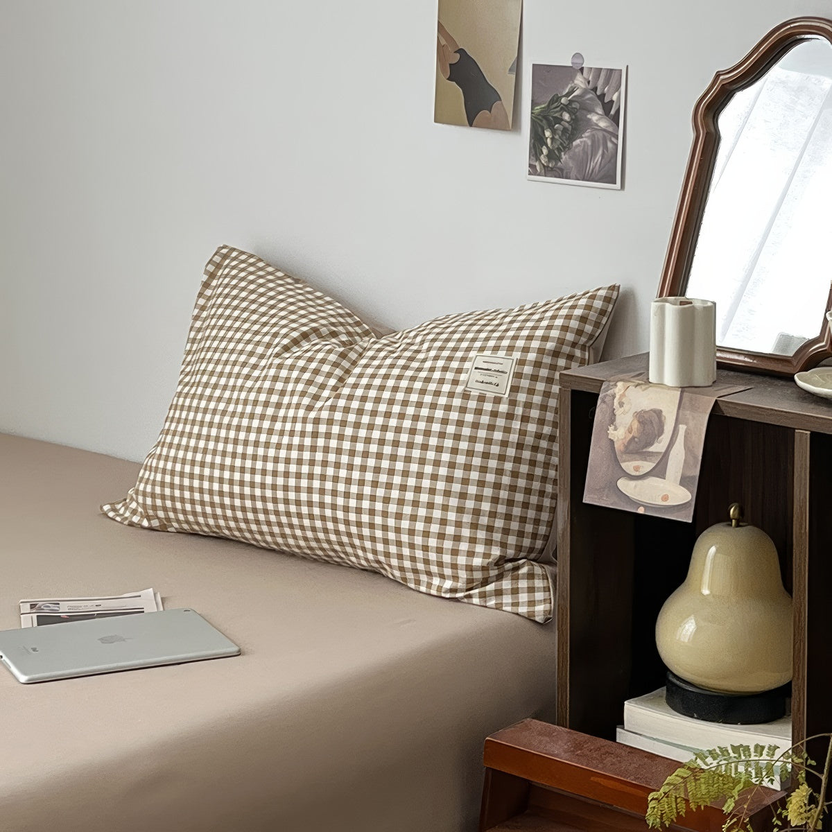 Zestaw pościeli w jasnobrązową kratę