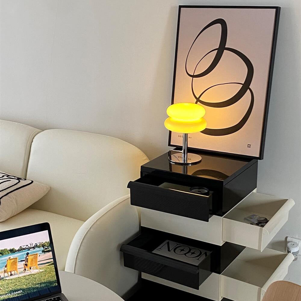 Retro lampa stołowa w kształcie jajka z lat 50.