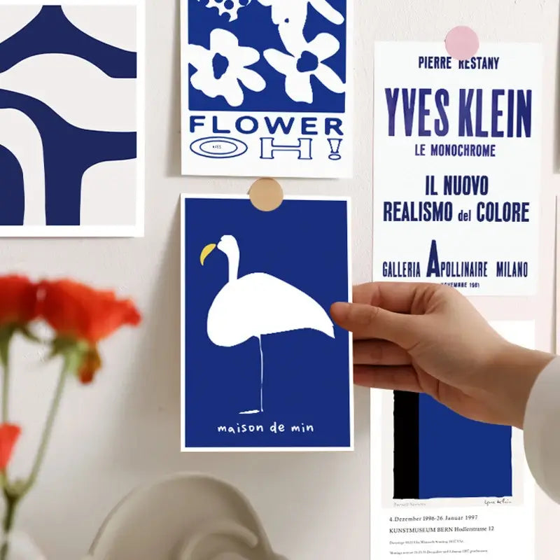 Francuskie kartki z plakietkami na ścianę w stylu kolażu