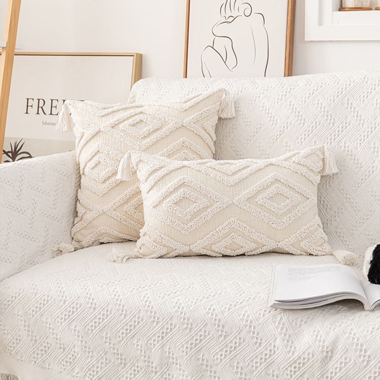 Prześcieradło na poduszkę w stylu boho z gustem tufted