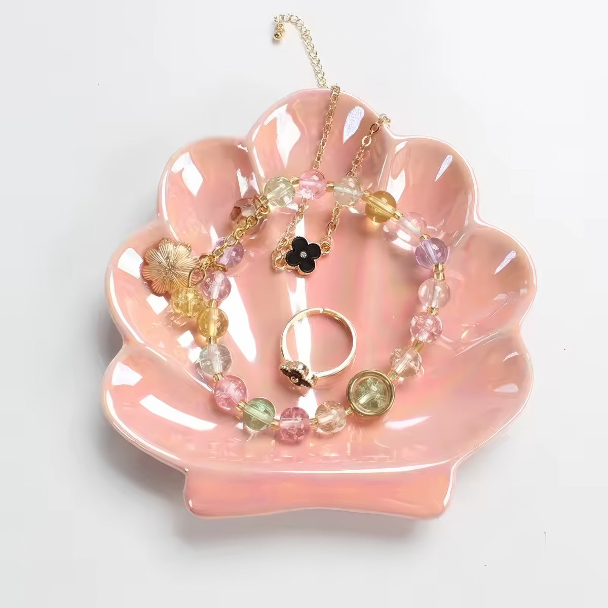 Irydyzująca ceramiczna taca na biżuterię z muszli morskiej