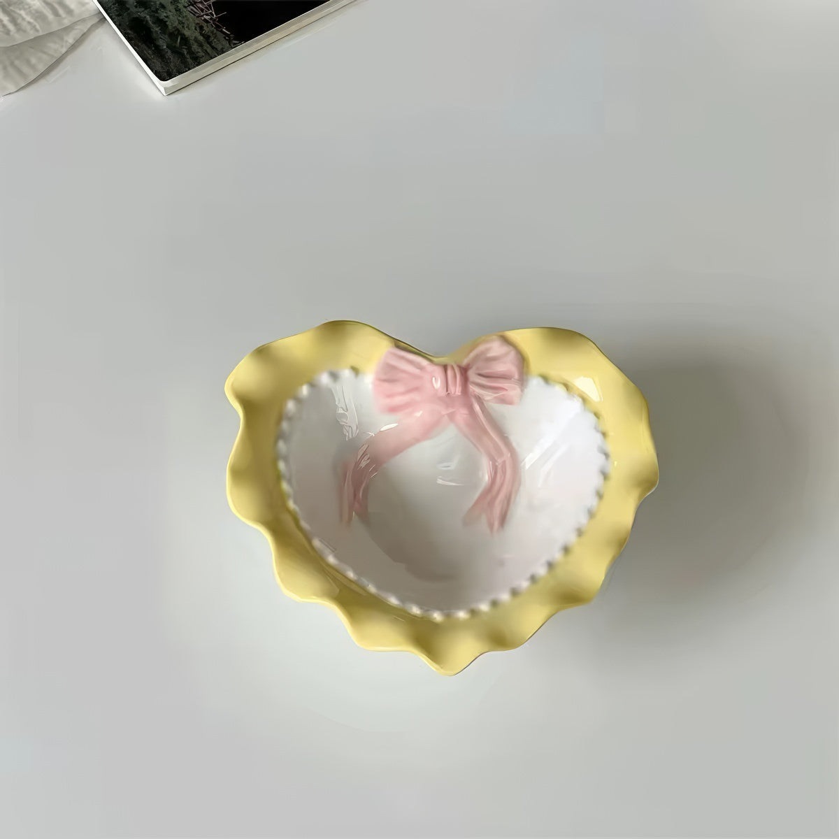 Porcelanka pastelowa Coquette w kształcie serca
