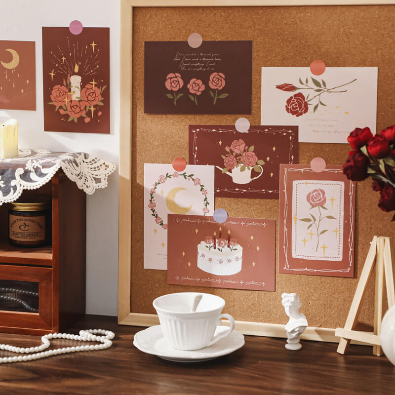 Kolorowa kolekcja pocztówek z czerwonymi różami Coquette