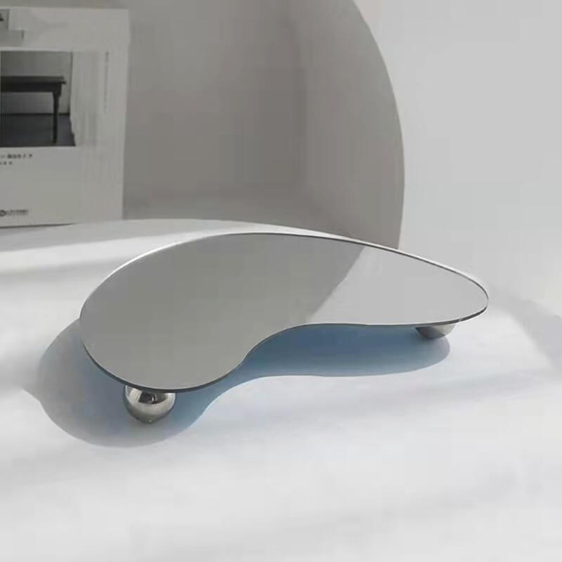 Nietypowa podstawa na perfumy z akrylu