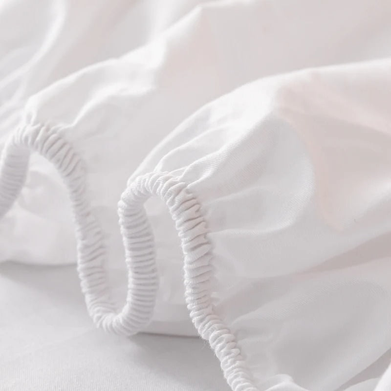 Jednokolorowy prosty bawełniany dopasowany prześcieradło