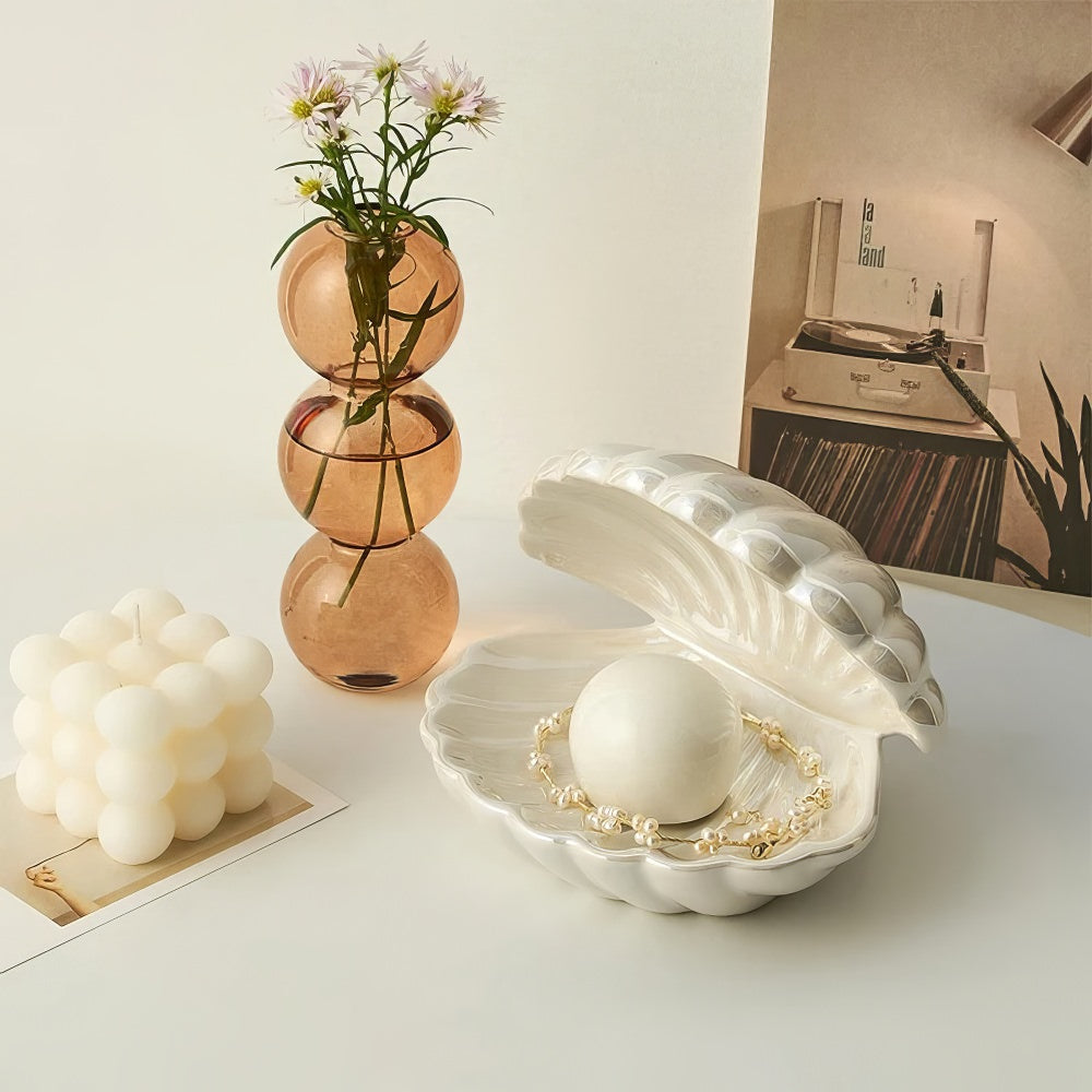 Lampa nocna z perełkową muszlą wróżki