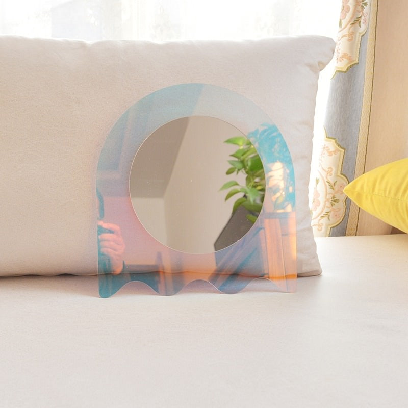 Lustrzana kula z akrylu o efektownym połysku