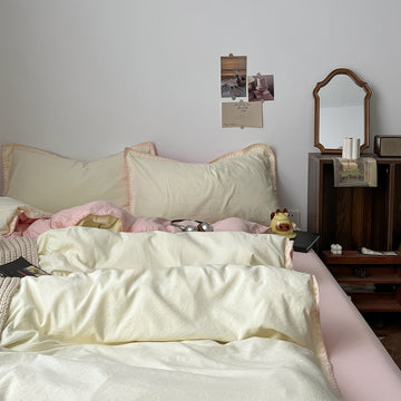 Zestaw pościeli w jasnoróżowe i żółte pastele