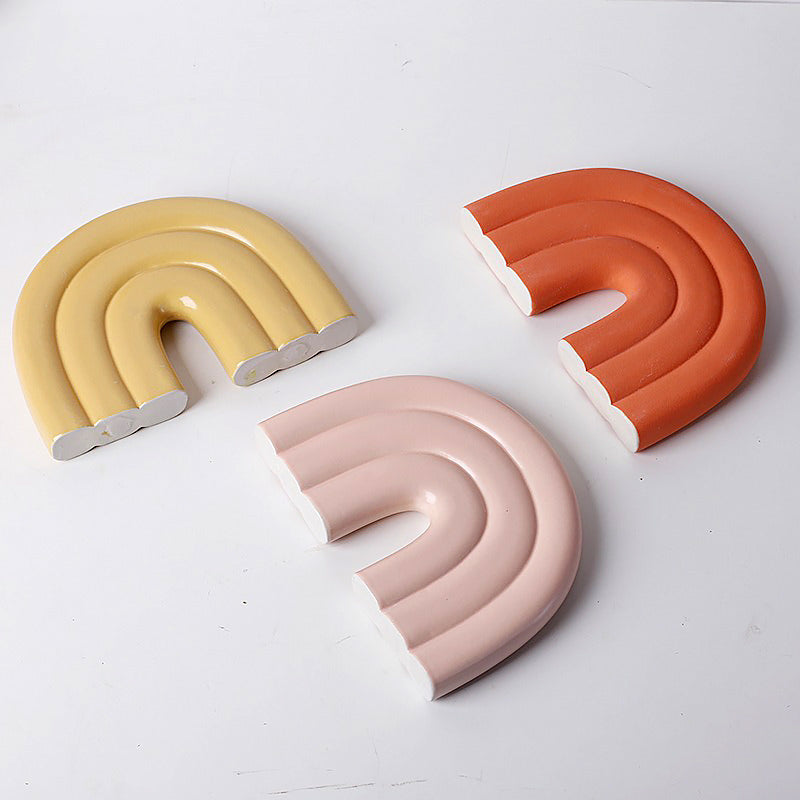 Pastylowa Ceramiczna Waza w Kształcie U