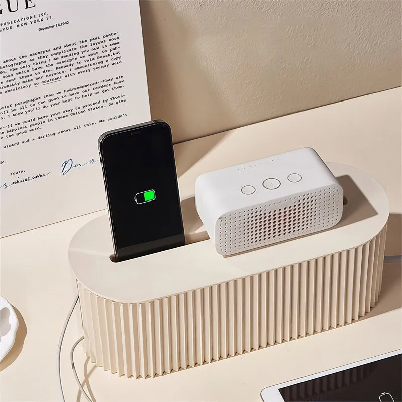 Organizer przewodów z poszerzeniem na listwie plisowanej