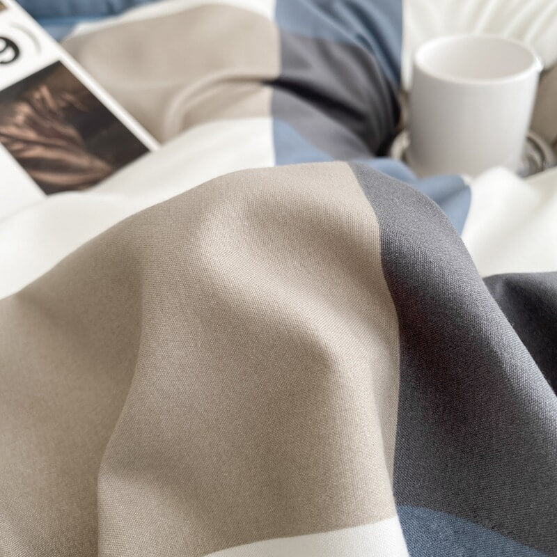 Duży zestaw pościeli z wzorem kraty