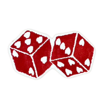 Dywanik dekoracyjny z czerwonymi sercami i wyściełanymi wypustkami