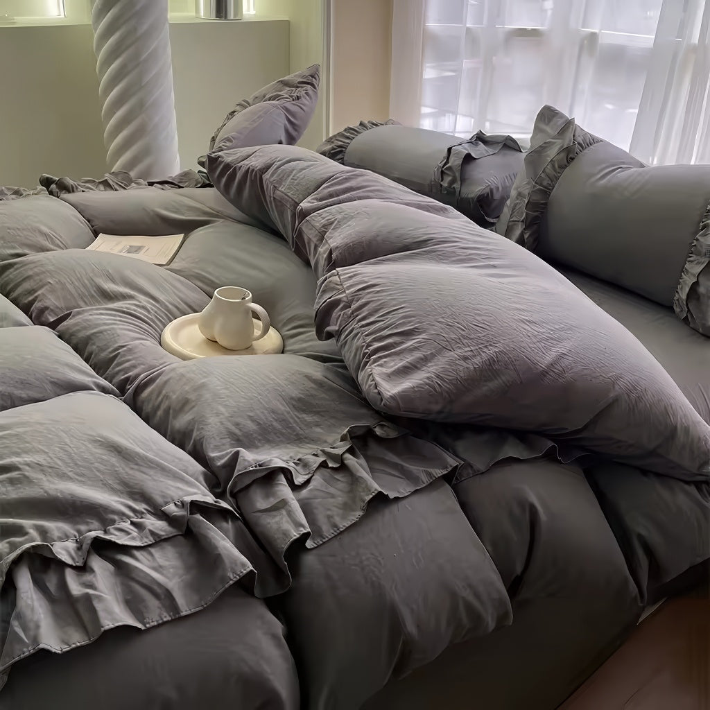 Zestaw pościeli w stylu lnianym z pastelowymi falbanami