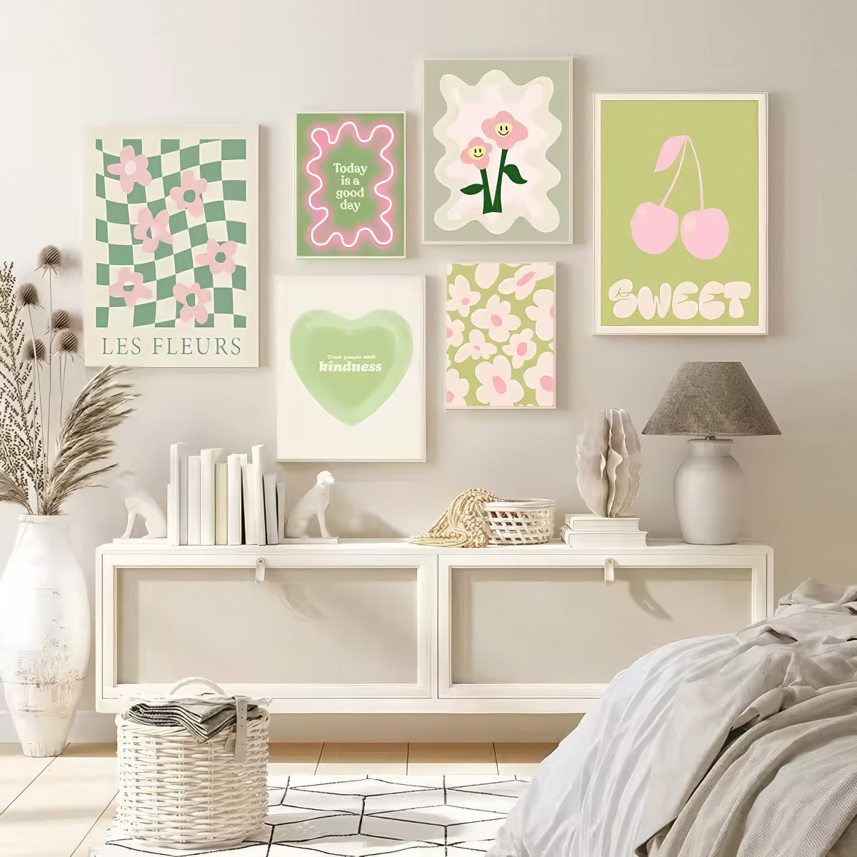 Postery z falistym poppym zielonym płótnem