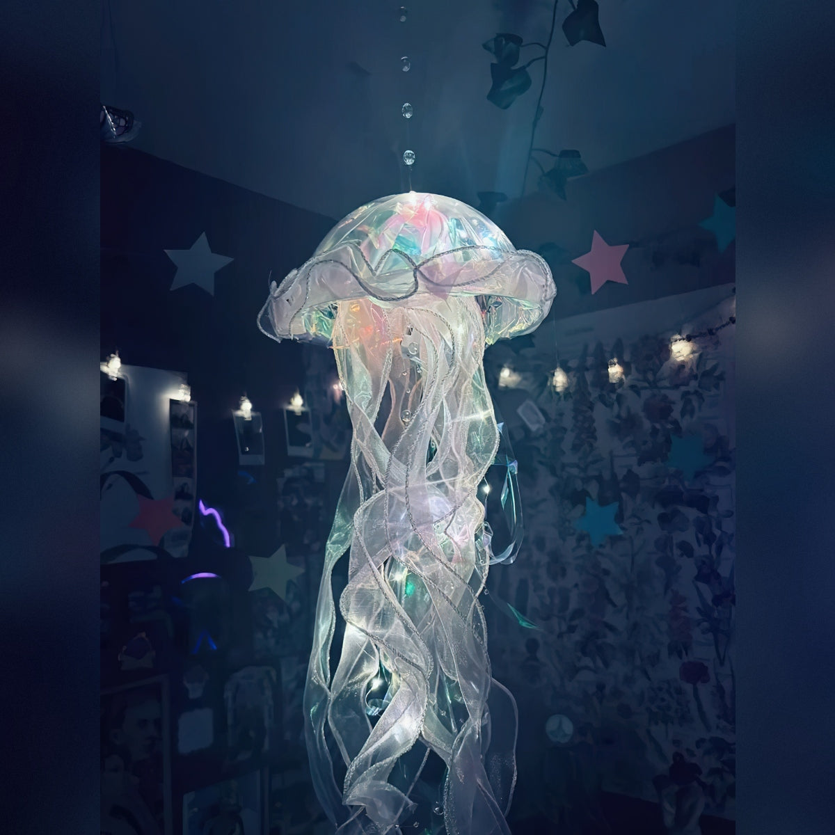 Wiszące Lampki Meduzy LED<br>Kup 2, a 3. otrzymasz za darmo!