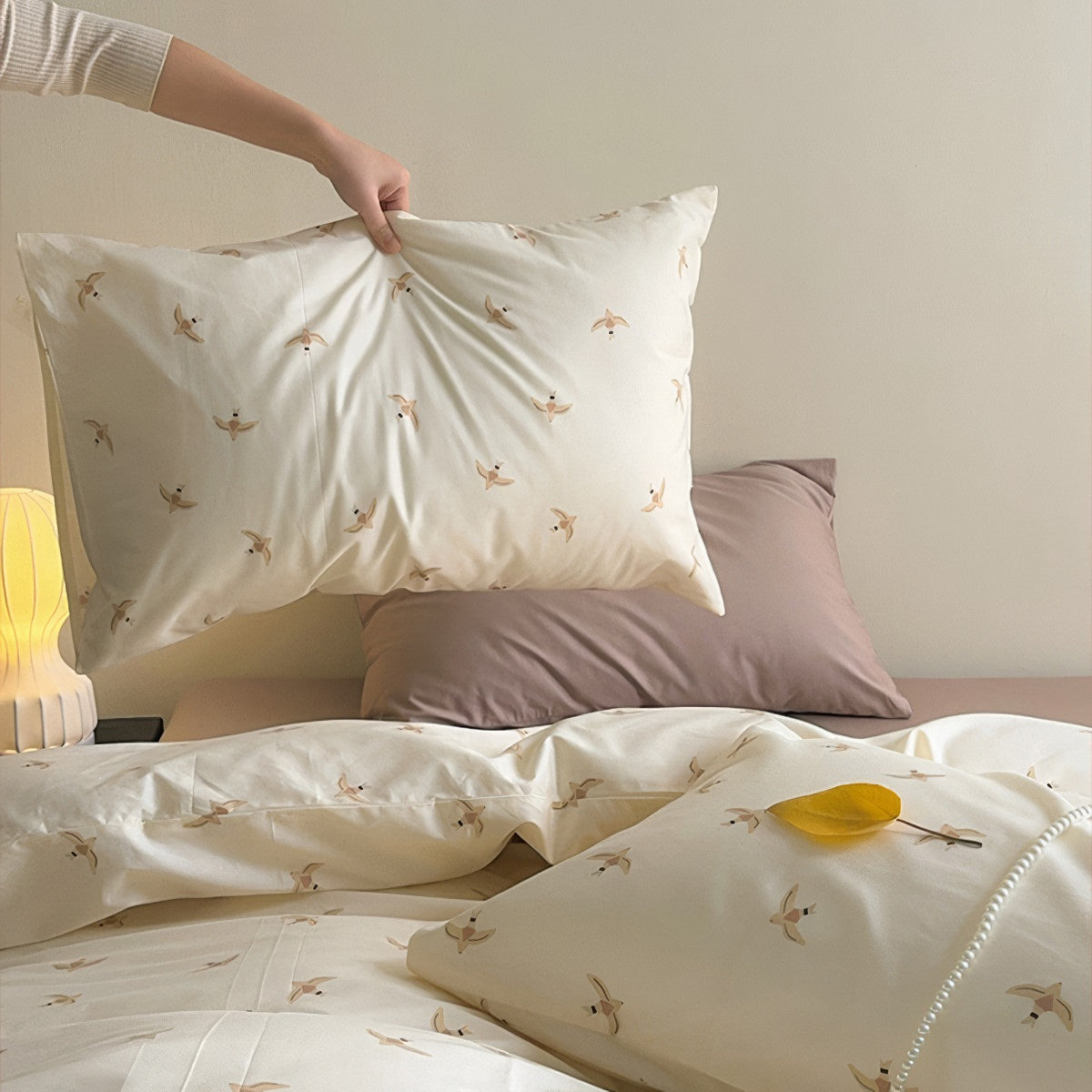 Zestaw pościeli z nadrukiem ptaka jaskółki z bawełny