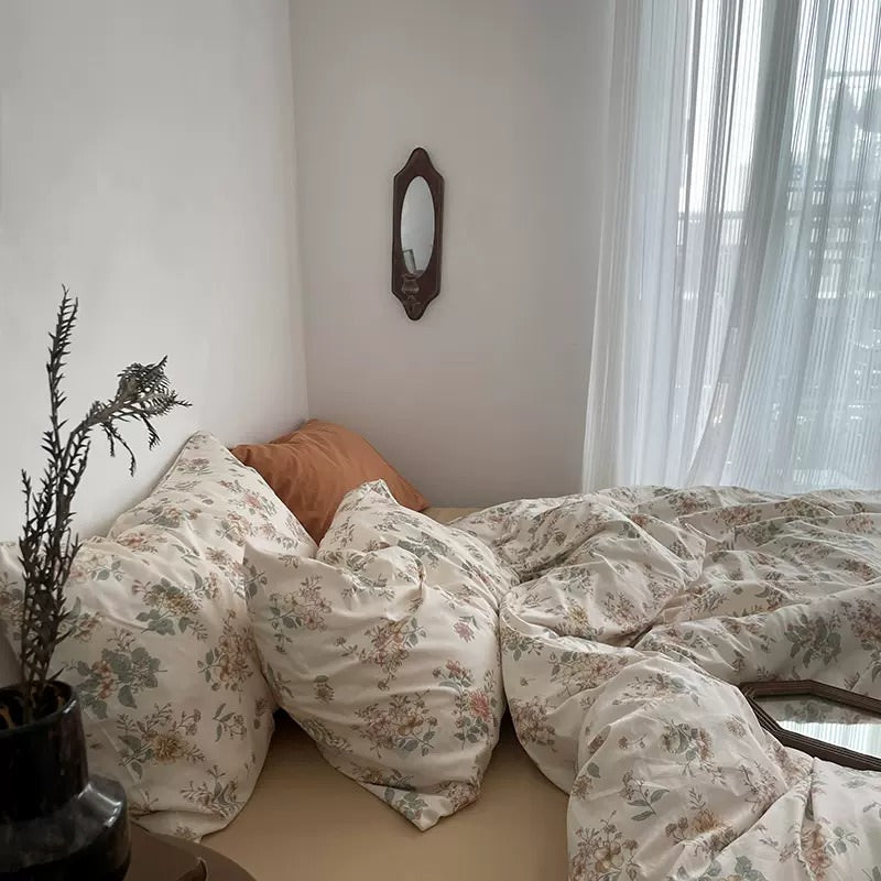 Zestaw pościeli z bawełny z vintageowym wzorem jasnych kwiatów